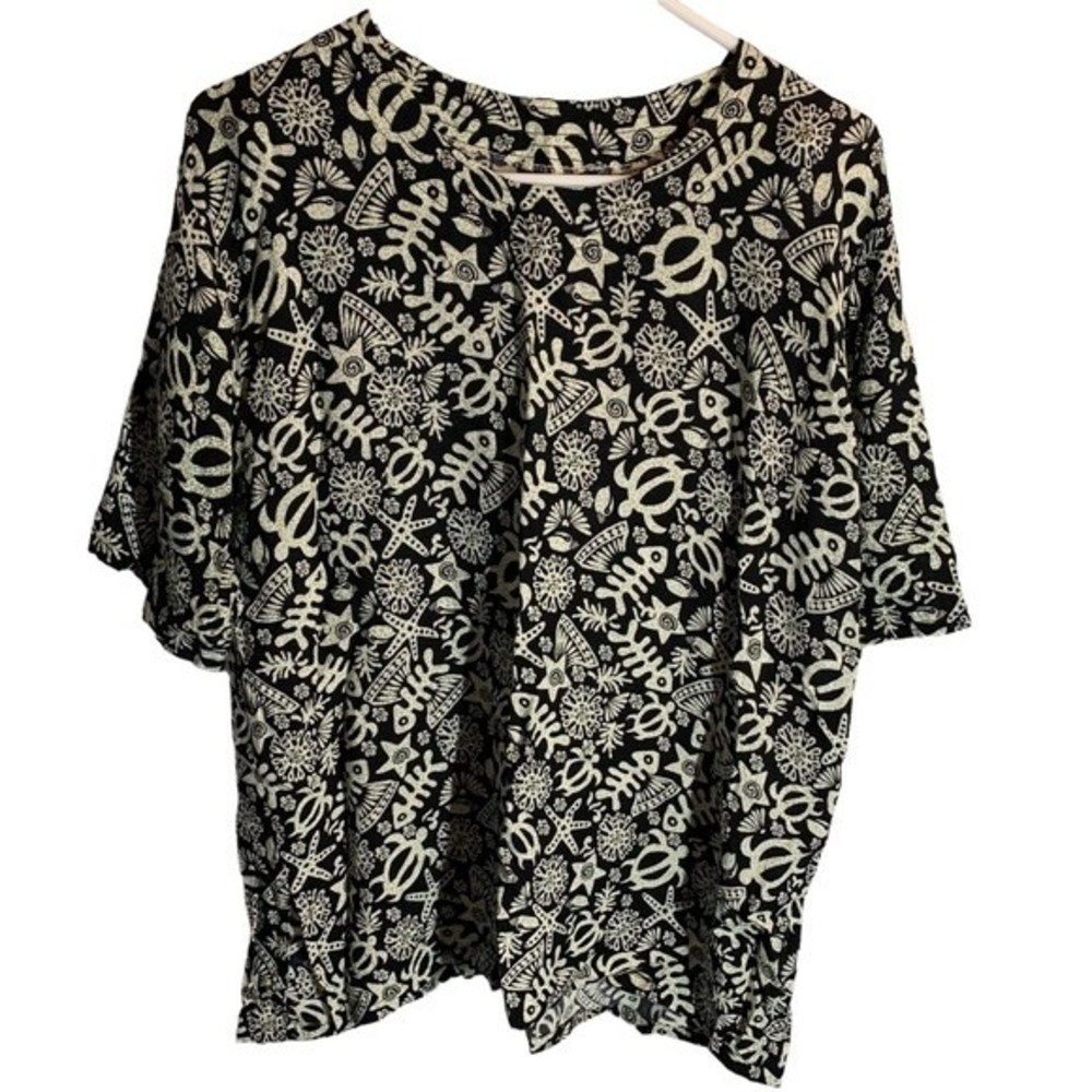 Beach Theme Fish Turtle Starfish Coral Sea Life Blouse Size Medium
